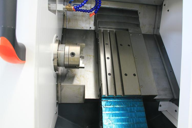 厂家优惠促销高配置tck46a 30度斜床身线轨数控机床产品实拍图
